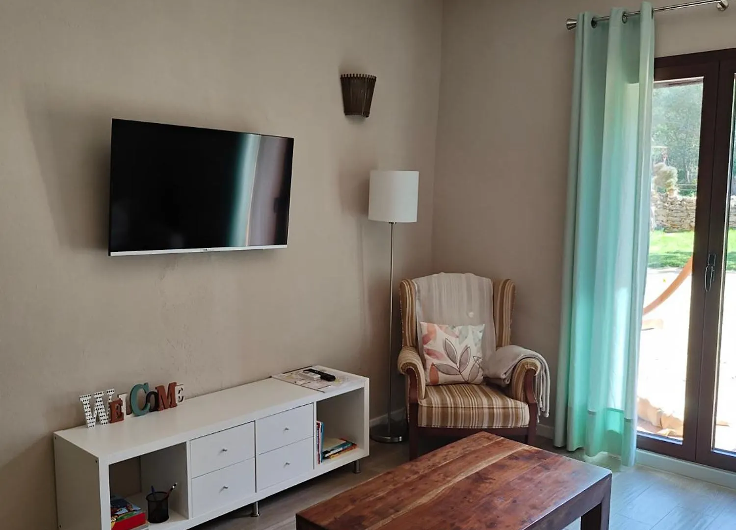 Apartment Can Costals Olivo Pals Spain